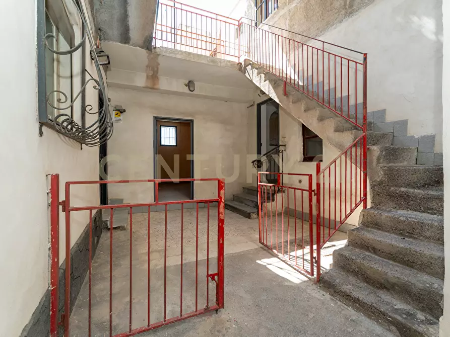 Immagine 15 di Quadrilocale in vendita  in Stradale Cravone 105 a Catania