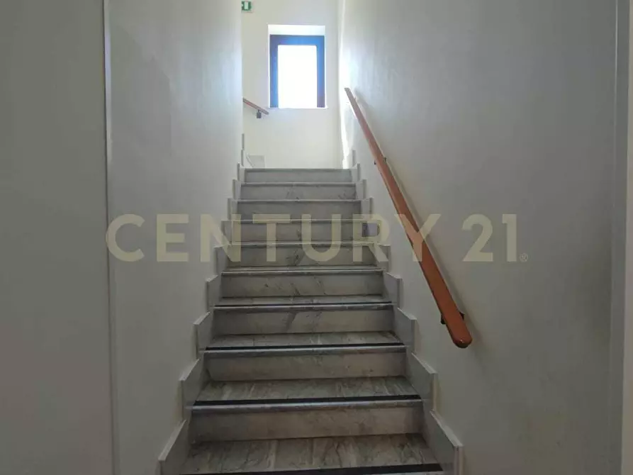 Immagine 27 di Palazzo in vendita  a Messina