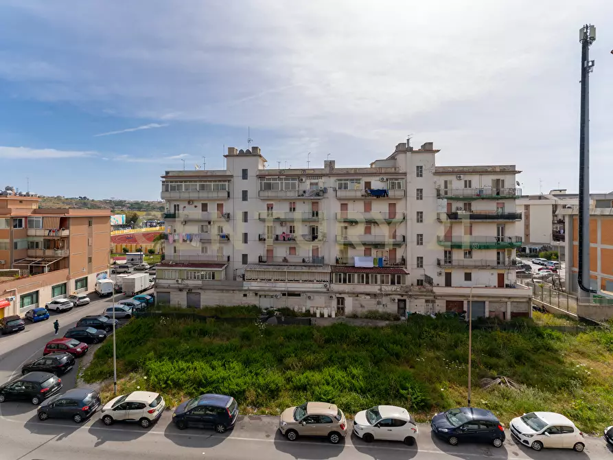 Immagine 51 di Pentalocale in vendita  in Via Federico de Roberto 66 a Augusta