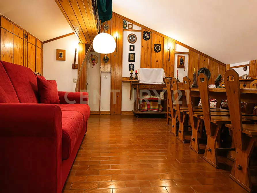 Immagine 30 di Pentalocale in vendita  in VIA PRIMO MAGGIO 51 51 a Abbadia San Salvatore