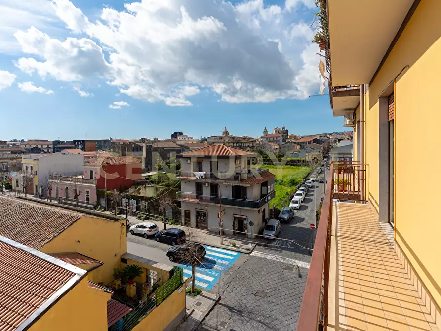 Immagine 23 di Trilocale in vendita  in Via Veronica 6767 a Aci Sant'antonio