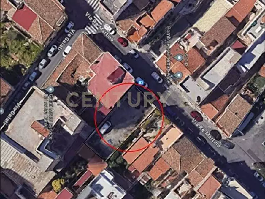 Immagine 29 di Attico in vendita  in Via Re Martino 140 a Catania