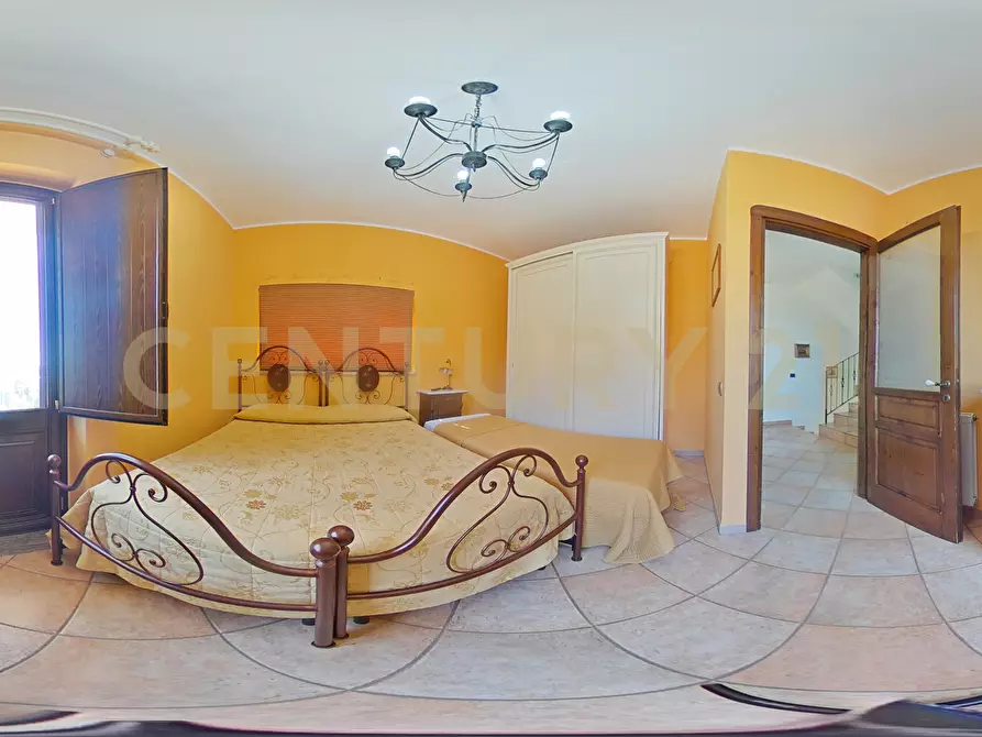 Immagine 50 di Casa indipendente in vendita  in Via Alessandria 80 a San Giovanni La Punta