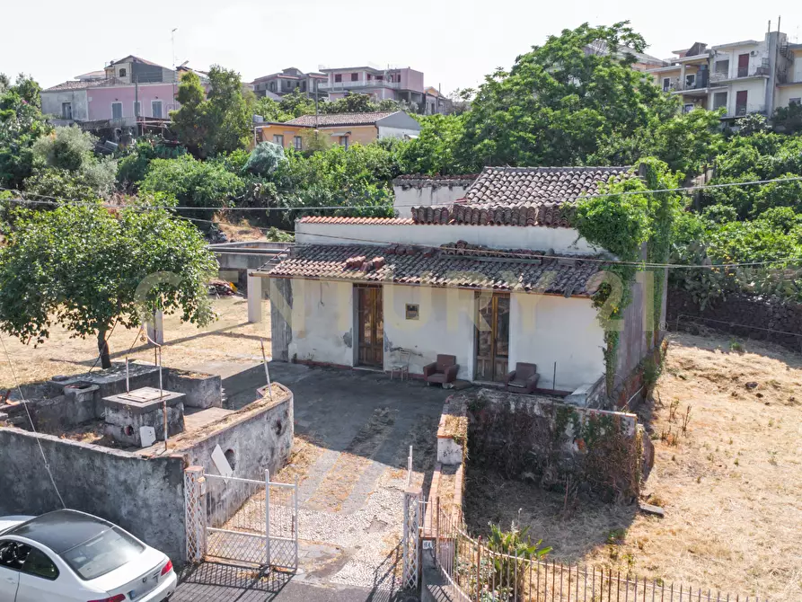 Immagine 54 di Rustico / casale in vendita  in Via Castelnuovo Don Bosco 32 a Acireale
