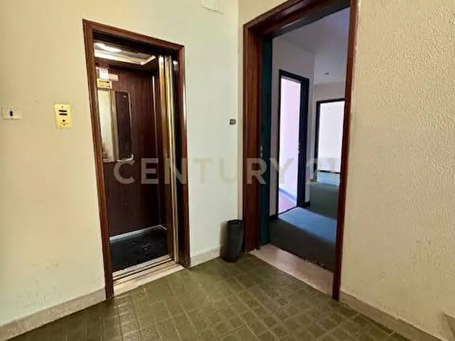 Immagine 19 di Appartamento in vendita  in Corso Gelone a Siracusa