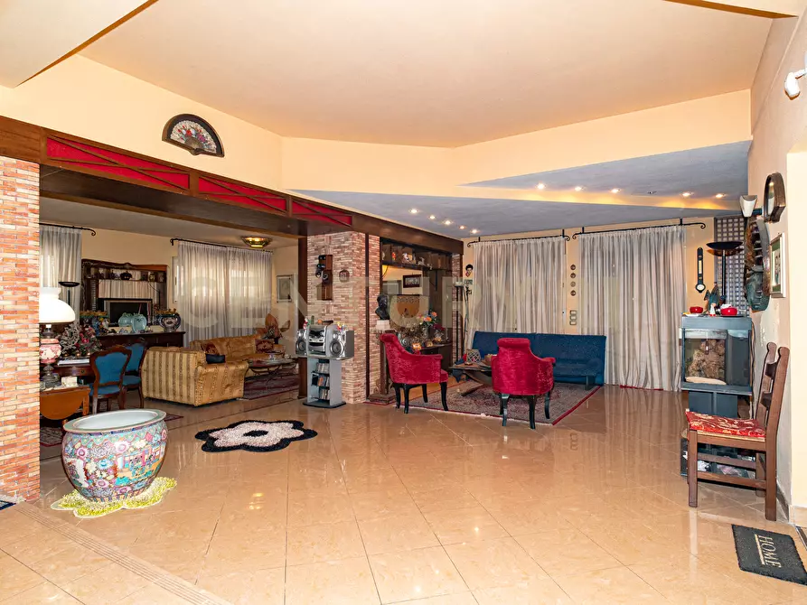 Immagine 47 di Villa in vendita  in Via G. Pezzana 9 a Aci Castello