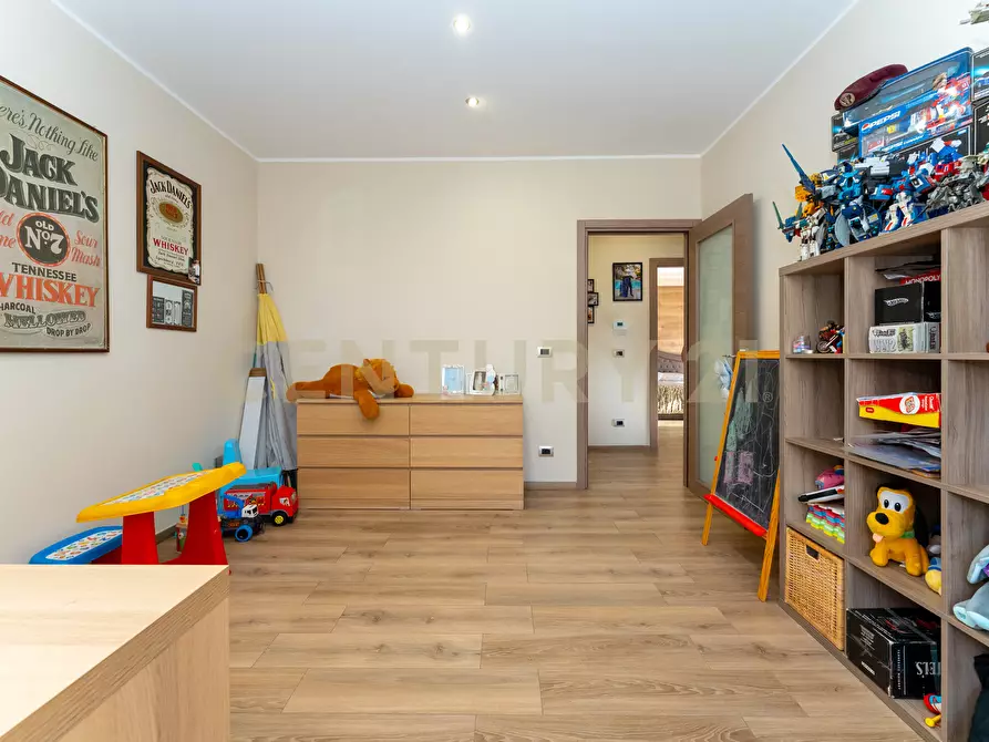 Immagine 34 di Pentalocale in vendita  in Via Lo Jacono Francesco 53 a Sant'agata Li Battiati