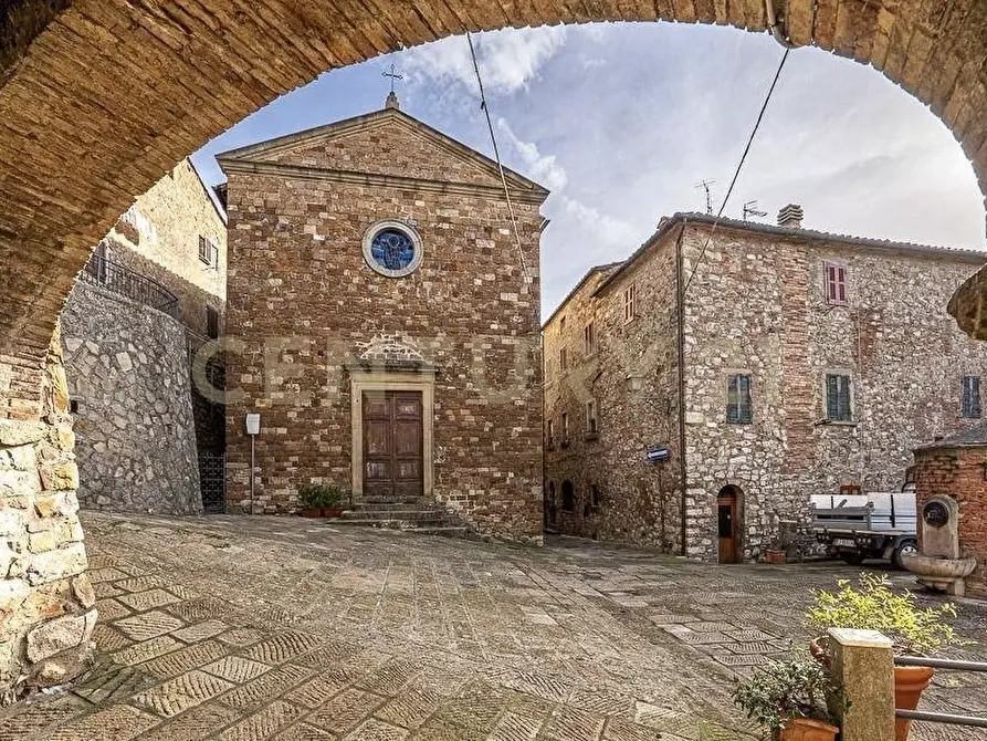 Immagine 3 di Appartamento in vendita  in Via dell'Ortino 5 a Massa Marittima