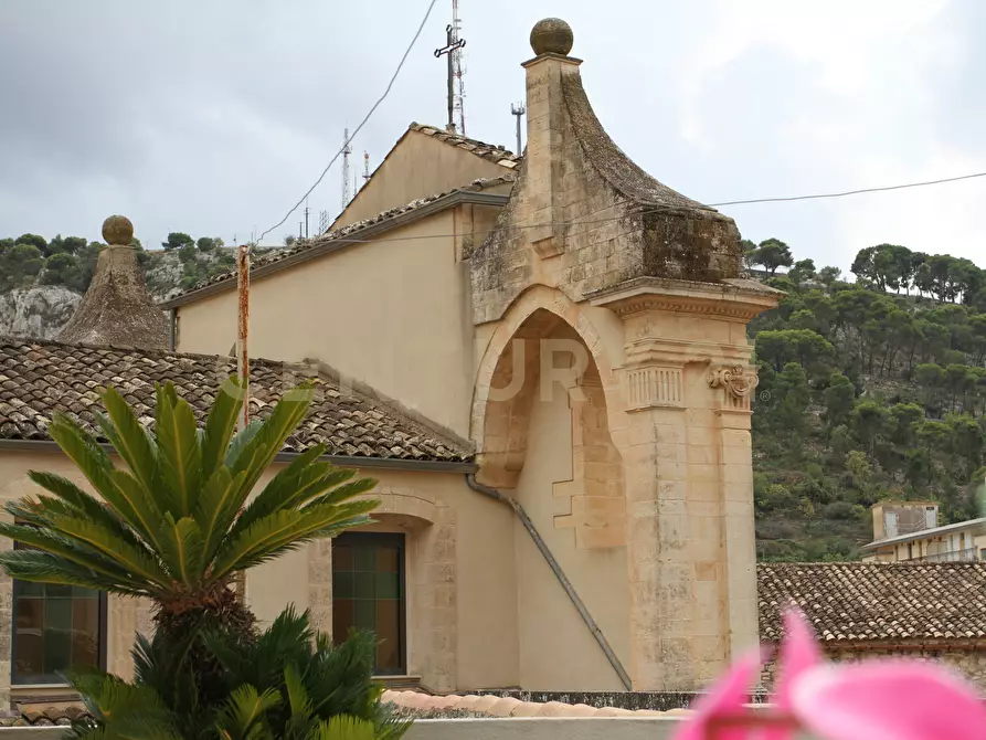 Immagine 15 di Casa indipendente in vendita  in Strada Pellico 26 a Modica