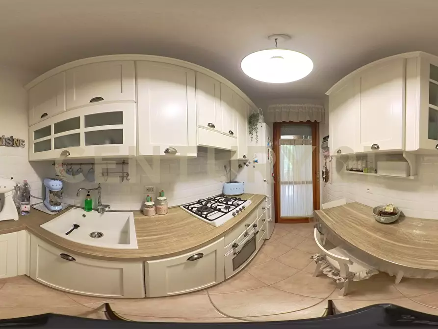 Immagine 45 di Quadrilocale in vendita  in Via Moggio Udinese 28 a Roma