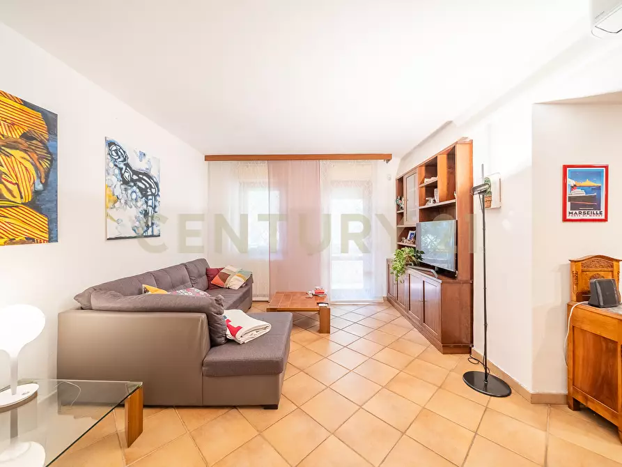 Immagine 5 di Quadrilocale in vendita  in Via Vittorio Valletta 8 a Roma