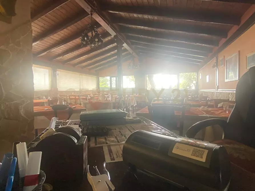 Immagine 20 di Pizzeria / Pub in vendita  in Via Alcide de Gasperi 110 a Mascalucia