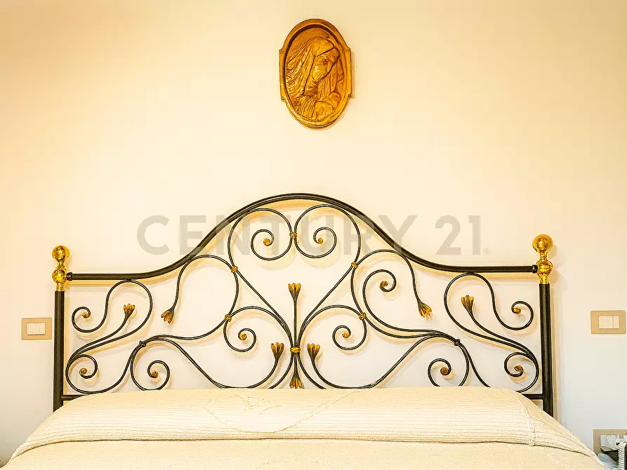 Immagine 13 di Quadrilocale in vendita  in via mazzini 2 a Abbadia San Salvatore