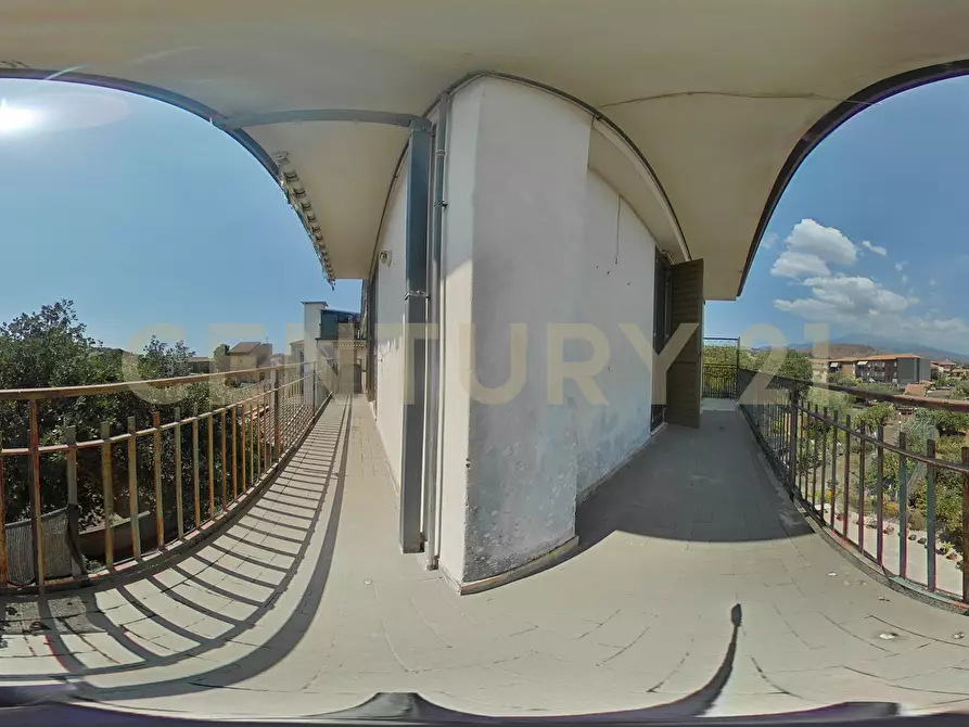 Immagine 54 di Pentalocale in vendita  in Via Vittorio Emanuele 181 a Viagrande