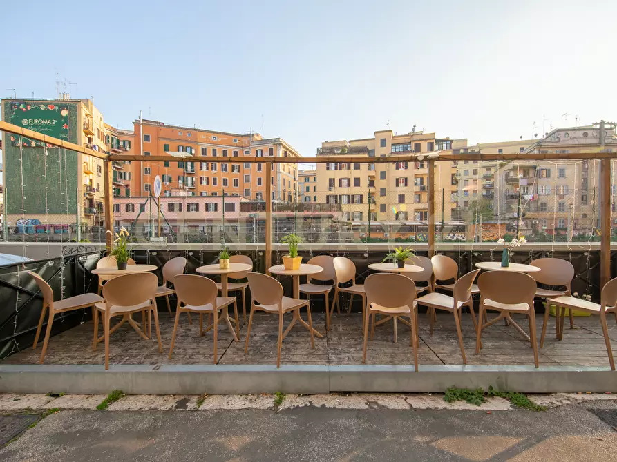 Immagine 28 di Appartamento in vendita  in Piazza di Ponte Lungo 1 a Roma