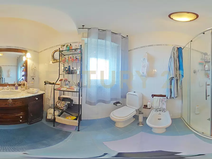 Immagine 42 di Appartamento in vendita  in Via Carmelo Salanitro 1 a Catania