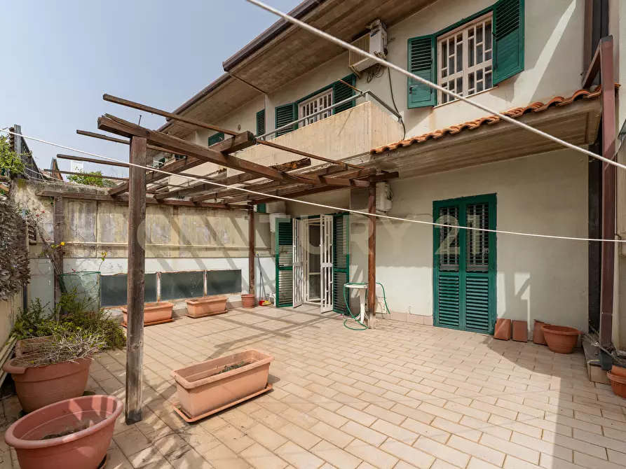 Immagine 31 di Villa in vendita  in Via Santa Rosa da Lima 17 a Catania