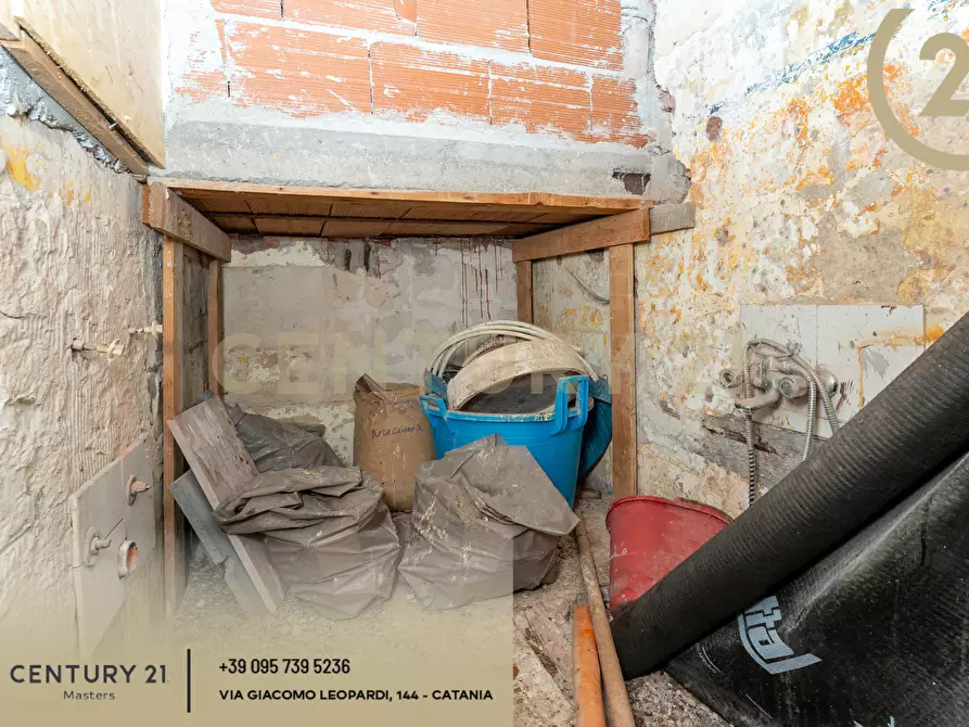 Immagine 15 di Casa indipendente in vendita  in Via Zaccà Rosolia 11 a Catania