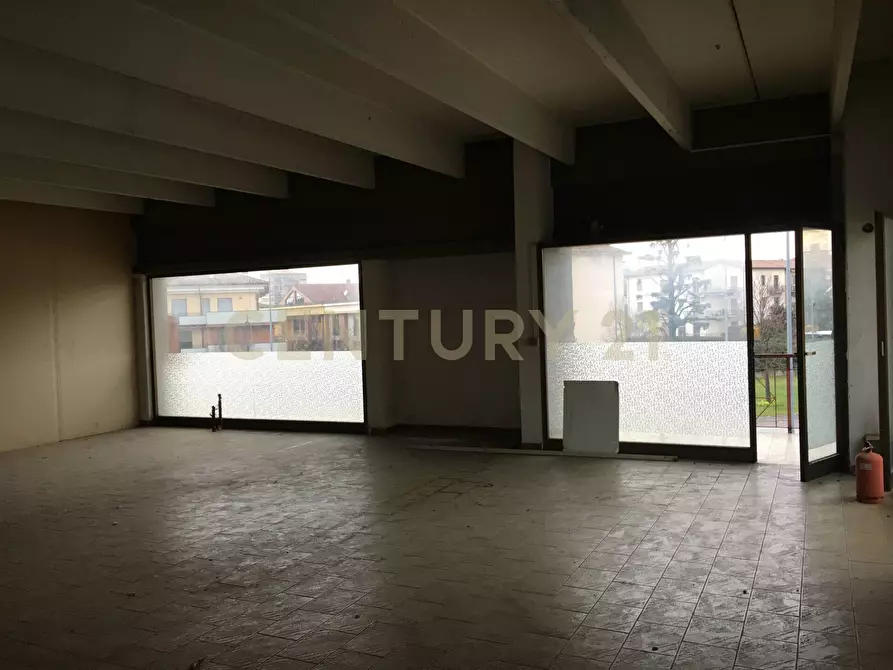 Immagine 14 di Ufficio in affitto  in Via Vespucci Amerigo a San Martino Buon Albergo