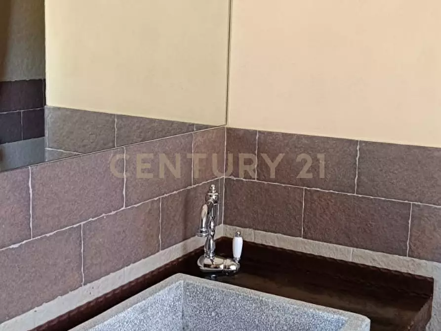 Immagine 36 di Rustico / casale in vendita  a Manciano