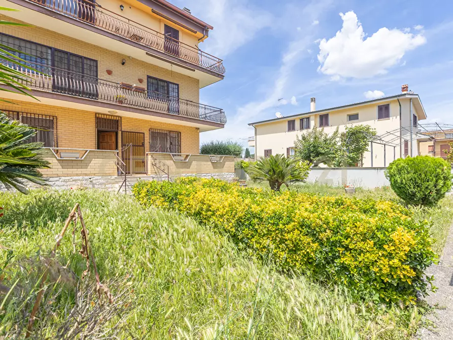 Immagine 37 di Trilocale in vendita  in Via Francavilla Fontana 37 a Roma