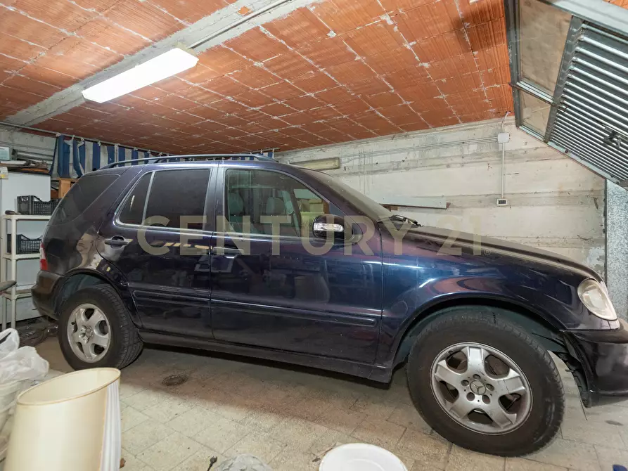 Immagine 41 di Casa indipendente in vendita  in Via Ulivi 89 a San Gregorio Di Catania