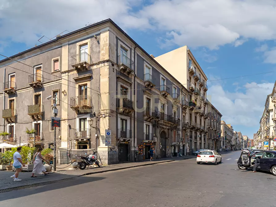 Immagine 1 di Pentalocale in vendita  in Via Antonino di Sangiuliano 185 a Catania