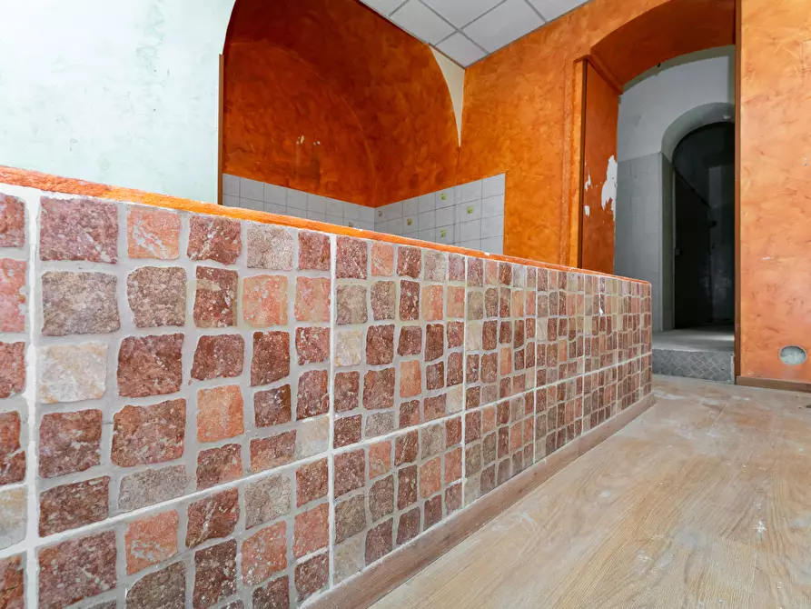 Immagine 11 di Attività commerciale in vendita  in Via Principe Umberto 265 a Augusta