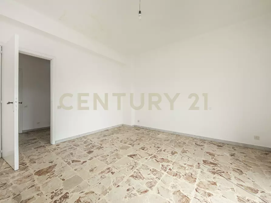 Immagine 11 di Quadrilocale in vendita  in Via Luigi Capuana 42 a Tremestieri Etneo