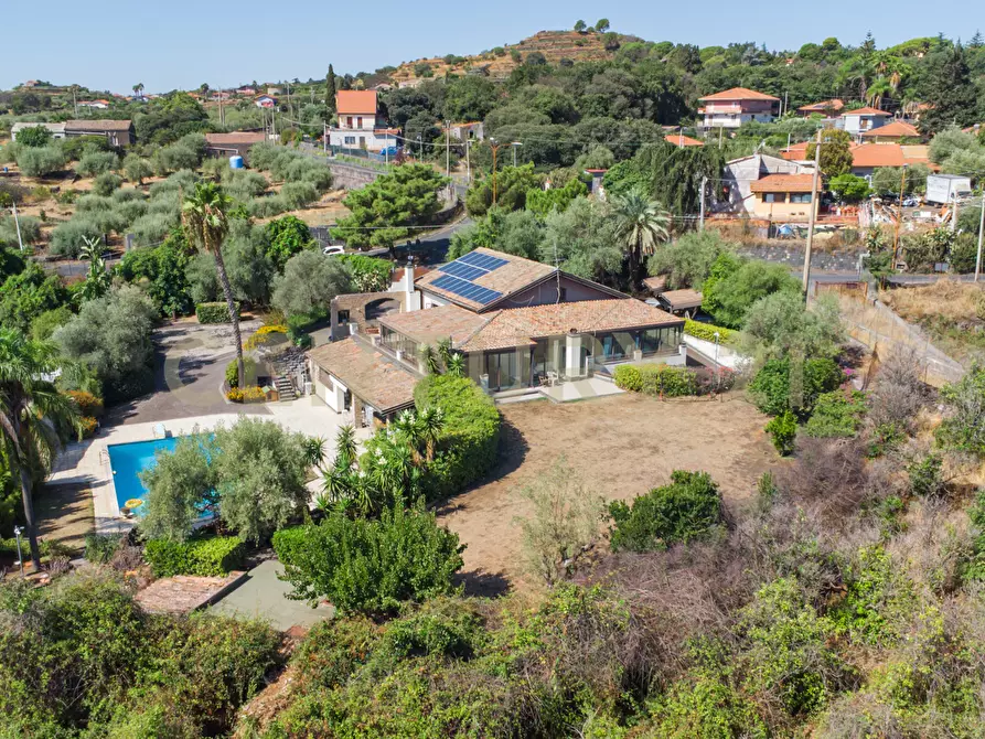 Immagine 23 di Villa in vendita  in Via Fisichelli a San Giovanni La Punta