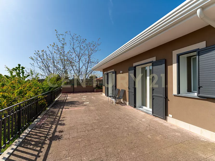 Immagine 46 di Villa in vendita  in Via Palermo 82 a Nicolosi