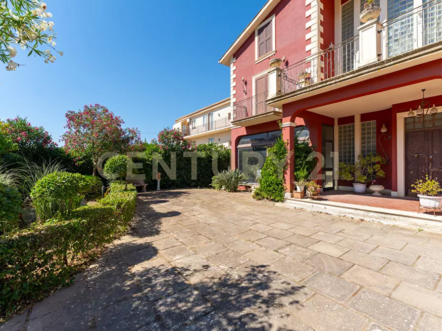 Immagine 19 di Villa in vendita  in Via Ottavia Penna 50 a Caltagirone