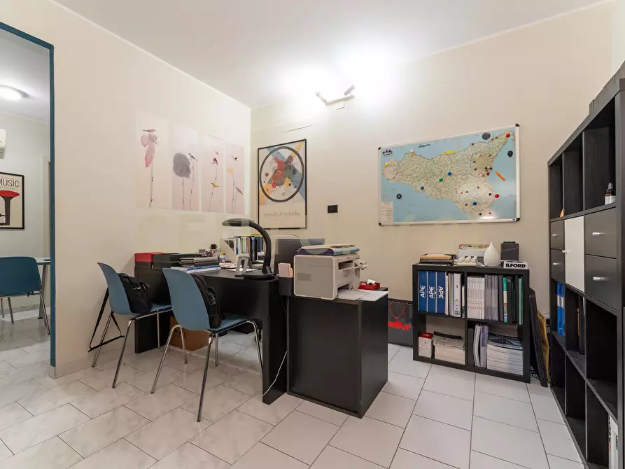 Immagine 22 di Ufficio in vendita  in Via Grazia Deledda 17/A a Catania