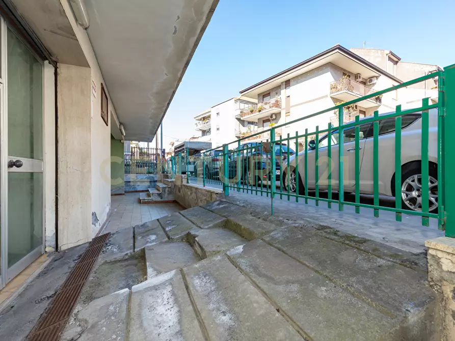 Immagine 2 di Locale commerciale in vendita  in Via Antonio Gramsci 3434 a Fiumefreddo Di Sicilia