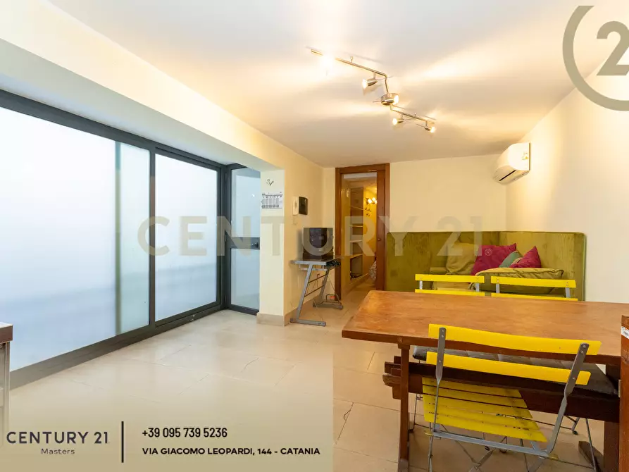 Immagine 22 di Casa indipendente in vendita  in Via Zaccà Rosolia 11 a Catania