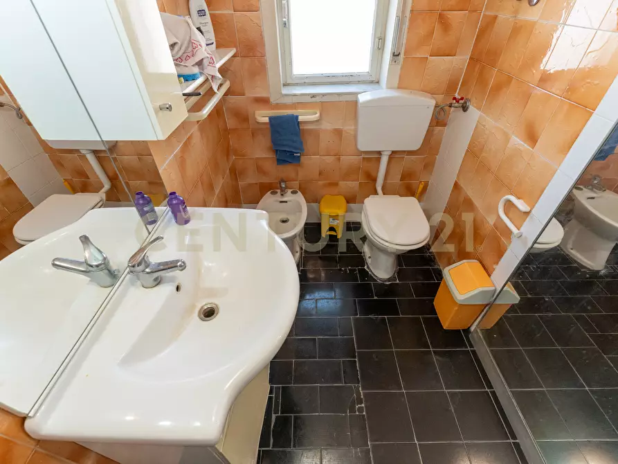 Immagine 6 di Quadrilocale in vendita  in Via Federico Confalonieri 9 a Catania