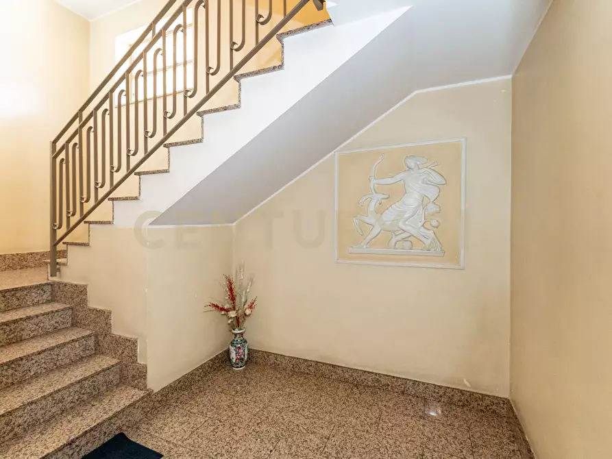 Immagine 2 di Appartamento in vendita  in Via Badia 47 a Aci Catena