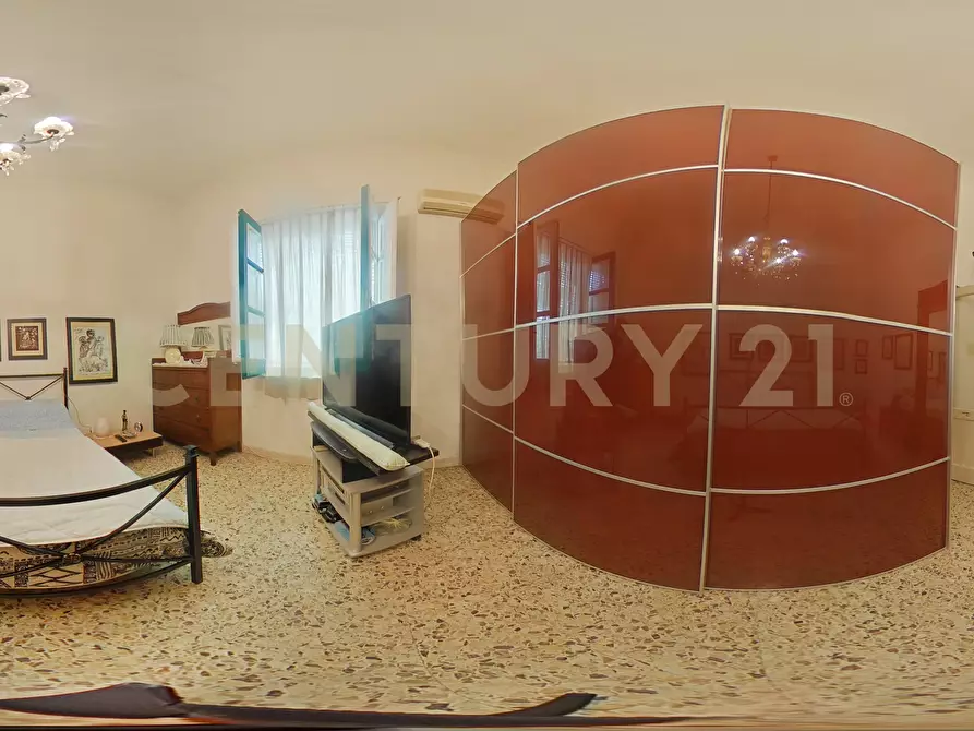 Immagine 62 di Casa indipendente in vendita  in Via Roma 66 a Camporotondo Etneo