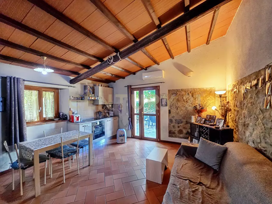 Immagine 26 di Rustico / casale in vendita  in Strada Provinciale Giuncarico 11 a Roccastrada