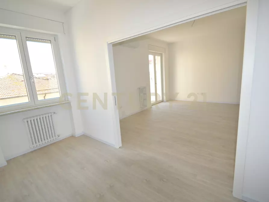 Immagine 6 di Pentalocale in vendita  in Viale Giulio Cesare 3 a Grosseto