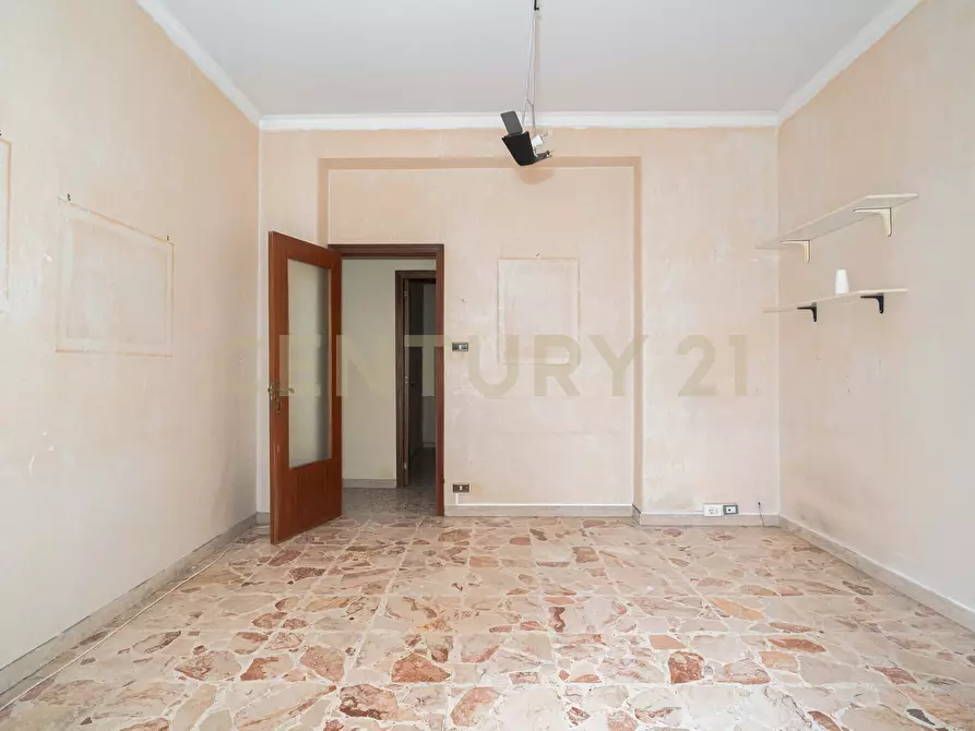 Immagine 10 di Quadrilocale in vendita  in Via Carrubella 8 a Gravina Di Catania