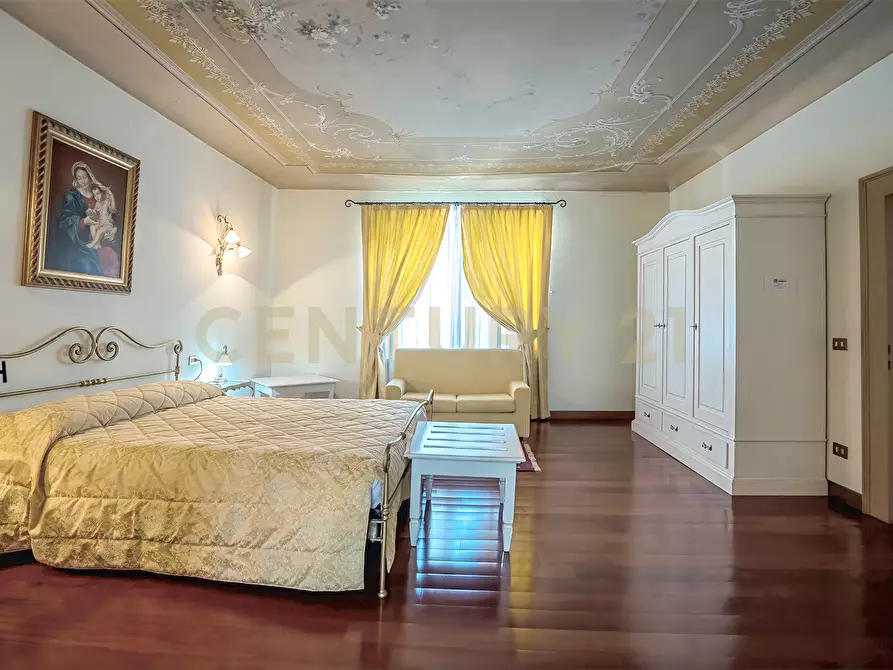 Immagine 17 di Villa in vendita  in Via Adige 25 a Brentino Belluno