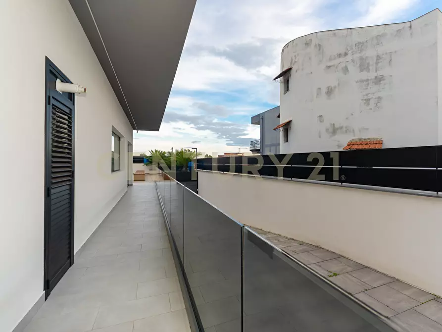 Immagine 29 di Villa in vendita  in Via Sant' Andrea 8 a Catania