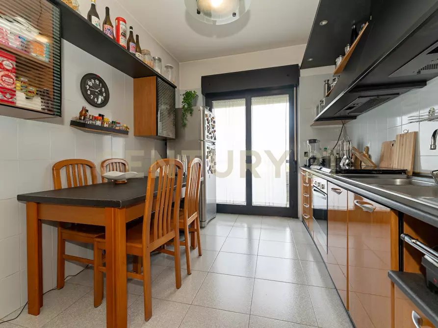 Immagine 34 di Quadrilocale in vendita  in Viale Giuseppe Lainò 7 a Catania
