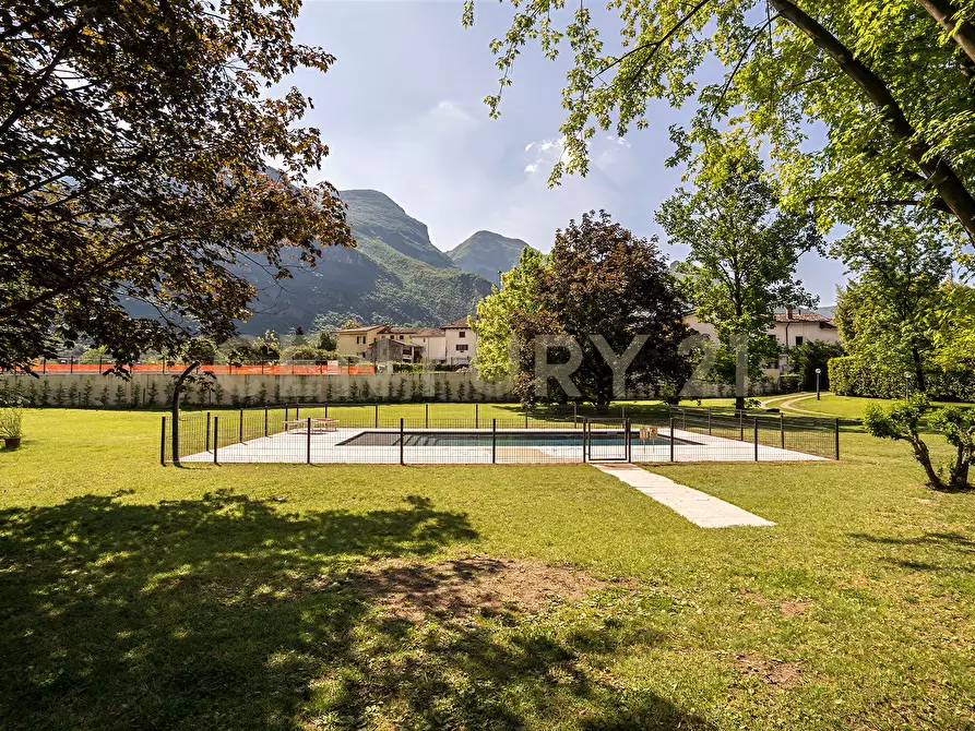 Immagine 24 di Villa in vendita  in Via Adige 25 a Brentino Belluno