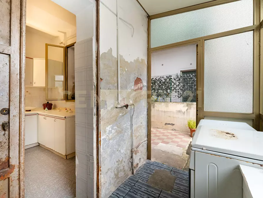 Immagine 2 di Bilocale in vendita  in Via Wrzì 128 a Catania