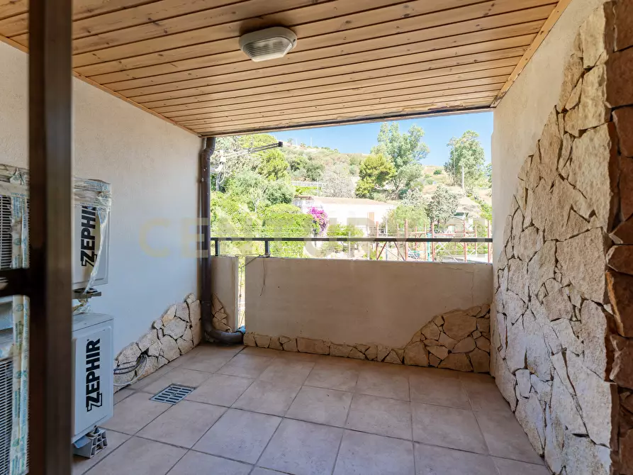 Immagine 15 di Bilocale in vendita  in Via dei normanni 3 a Sant'alessio Siculo