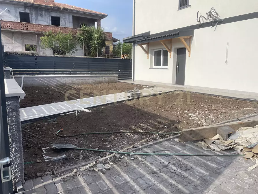 Immagine 30 di Casa bifamiliare in vendita  in Via Dottor Pietro Severino 13 a Santa Maria Di Licodia