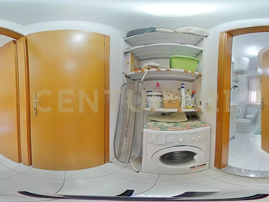 Immagine 43 di Porzione di casa in vendita  in Via Simone Neri 7 a Mascali