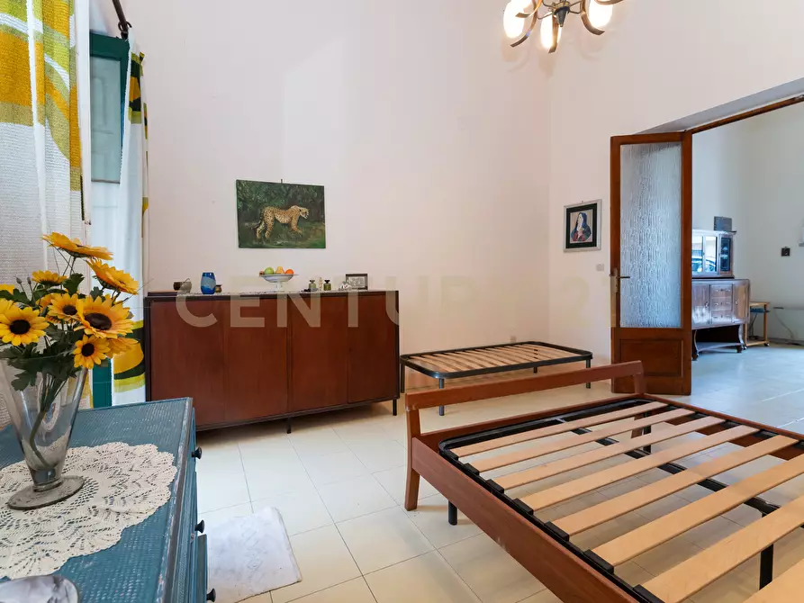 Immagine 15 di Casa indipendente in vendita  in Via Monte Grappa 8 a Zafferana Etnea